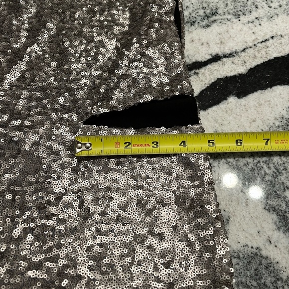 Silver sequin pencil skirt size M - Picture 4 of 7